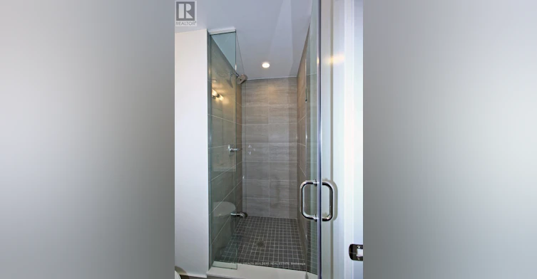 1005-77 Mutual Street, Toronto, ON, M5B 2A9 - 24