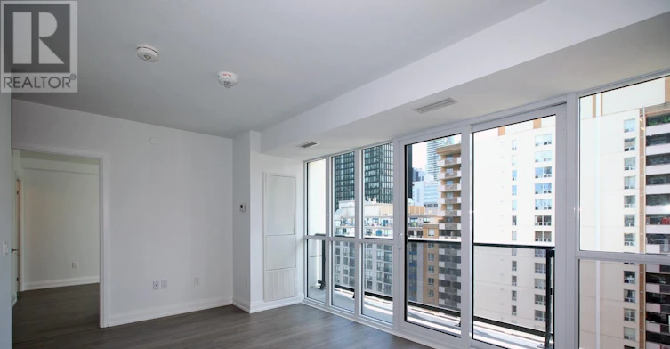 1005-77 Mutual Street, Toronto, ON, M5B 2A9 - 7