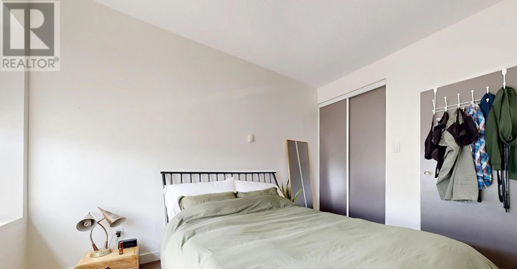 B-2104 Queen Street E, Toronto, ON, M4E 1E2 - 18