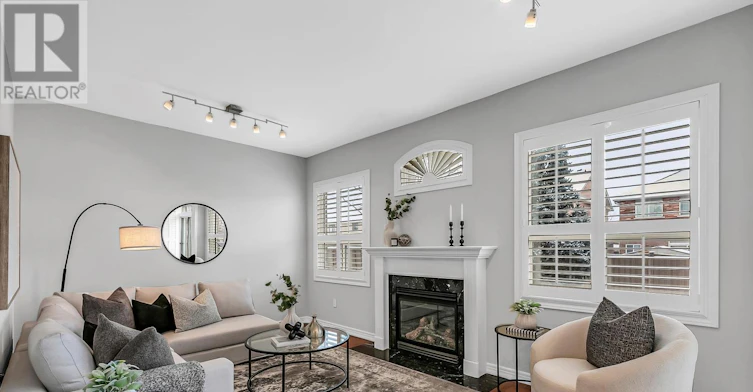 284 Bilbrough Street, Aurora, ON, L4G 7X5 - 5