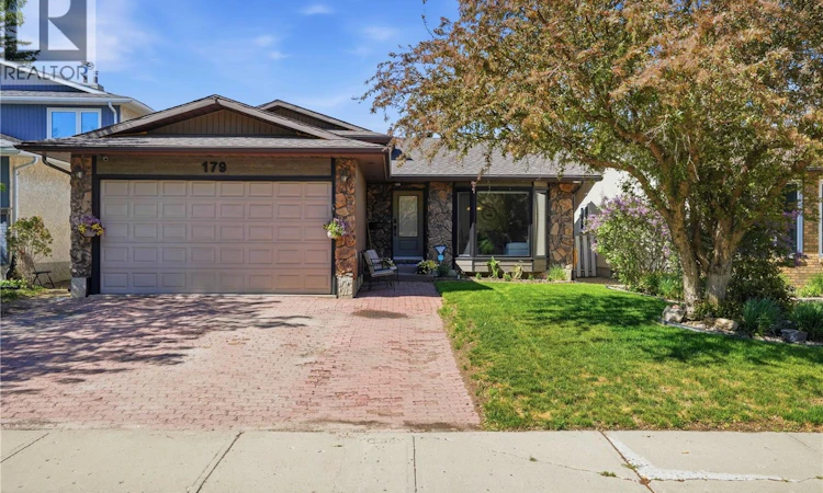 179 Merlin Crescent