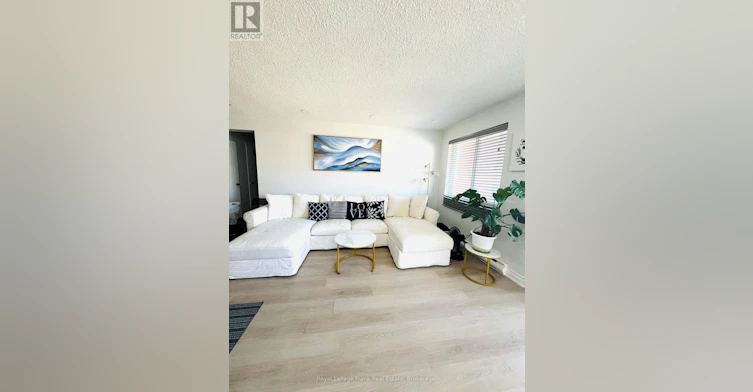 409-131 Taunton Road E, Oshawa, ON, L1G 3T8 - 10