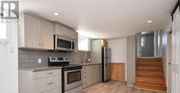 B-1847 Walkley Road, Ottawa, ON, K1H 6X9 - 9