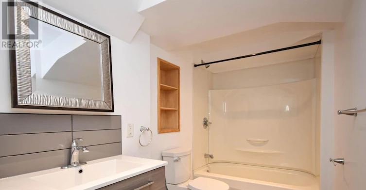 B-1847 Walkley Road, Ottawa, ON, K1H 6X9 - 17