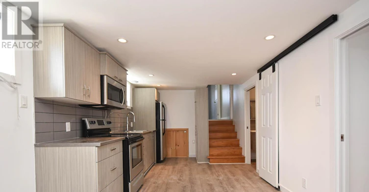 B-1847 Walkley Road, Ottawa, ON, K1H 6X9 - 8