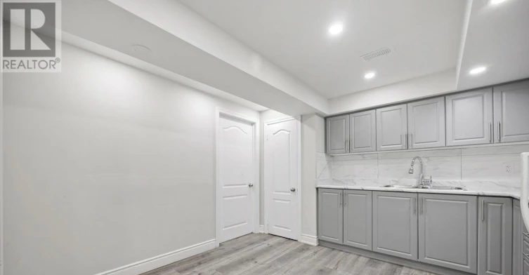 BSMT-206 Sunny Meadow Boulevard, Brampton, ON, L6R 2Y7 - 14