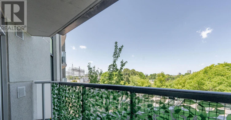 205-5740 Yonge Street, Toronto, ON, M2M 0B1 - 33