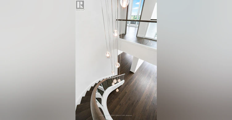 PH8105-3 Concord Cityplace Way, Toronto, ON, M5V 0X4 - 36