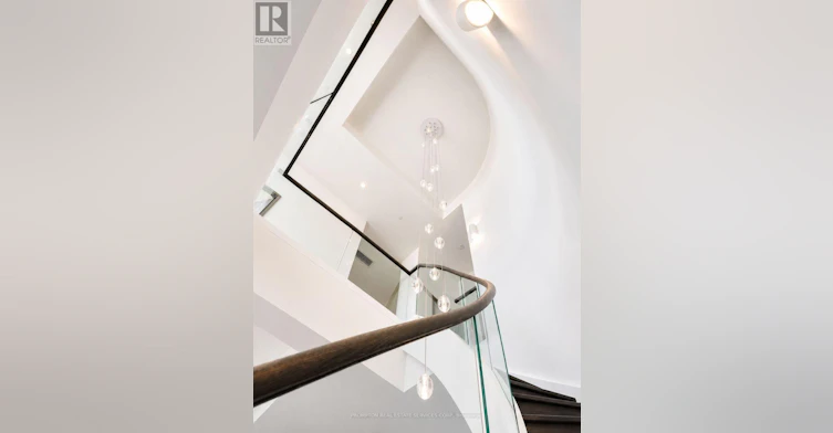 PH8105-3 Concord Cityplace Way, Toronto, ON, M5V 0X4 - 17