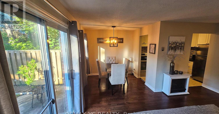385-8 Reith Way, Markham, ON, L3T 5C7 - 3