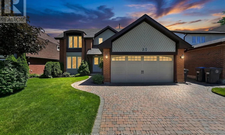32 Milford Crescent