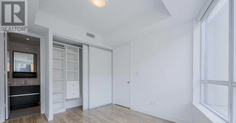 312-377 Madison Avenue, Toronto, ON, M4V 3E1 - 17