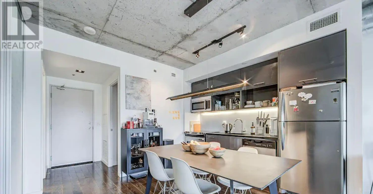 1014-32 Trolley Crescent, Toronto, ON, M5A 1M6 - 4