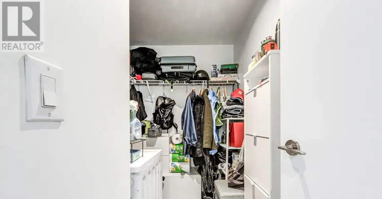 1014-32 Trolley Crescent, Toronto, ON, M5A 1M6 - 14