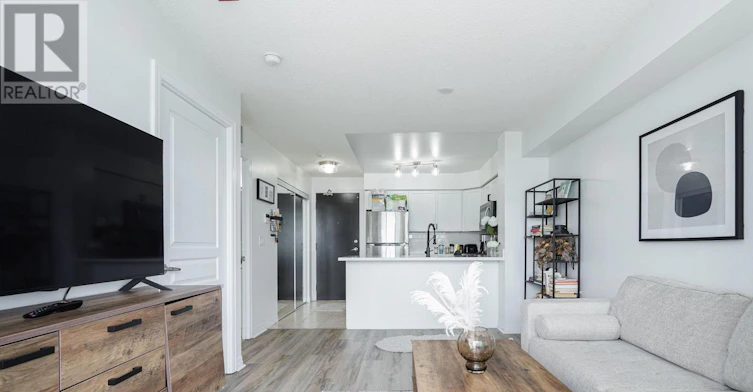 710-1600 Charles Street, Whitby, ON, L1N 0G4 - 7
