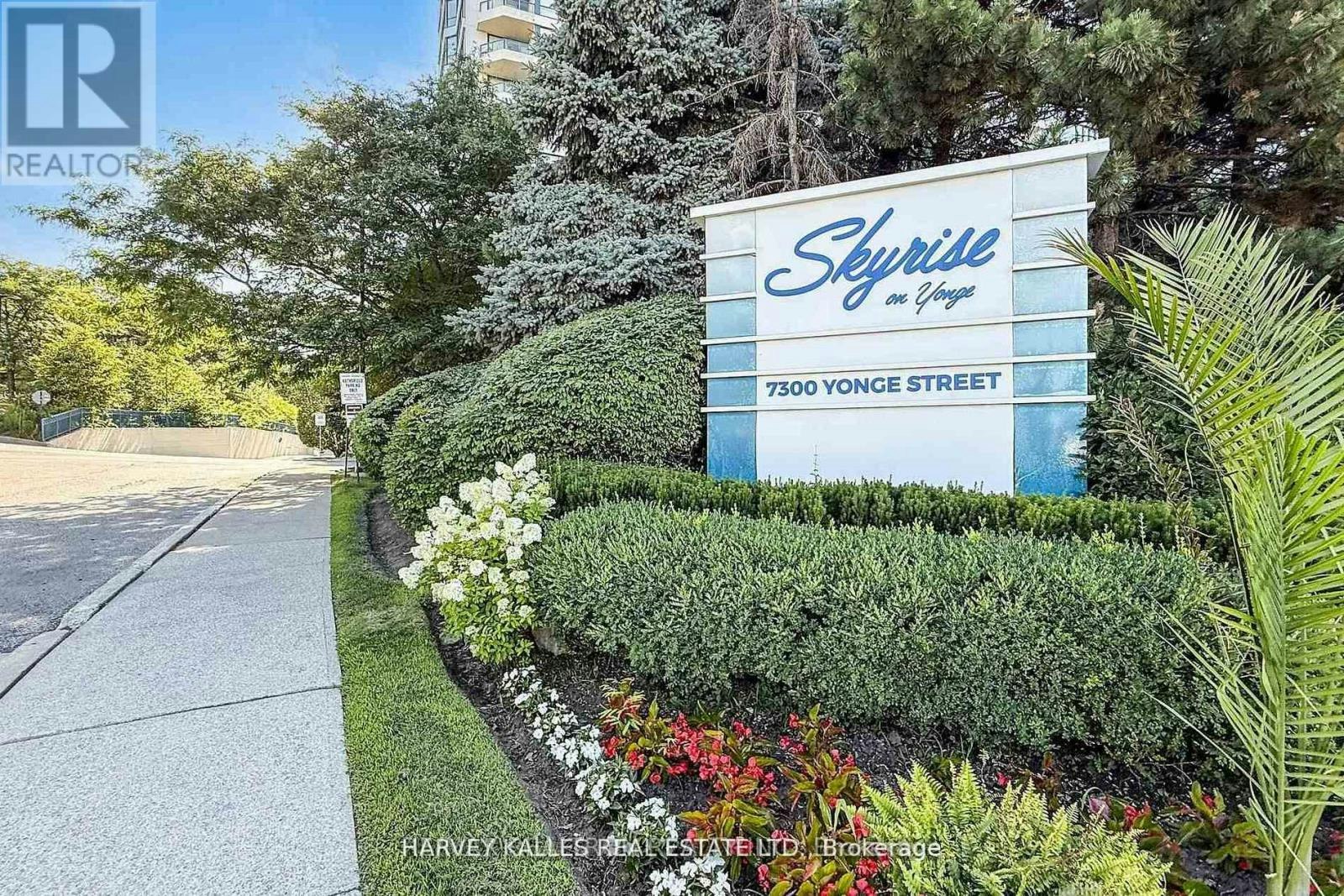 311-7300 Yonge Street, Markham, ON, L4J 7Y5