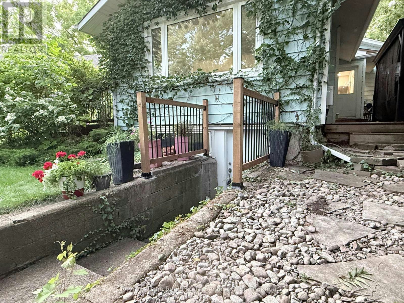 LOWER LEVEL-2028 Marine Drive, Oakville, ON, L6L 1B4 - 9