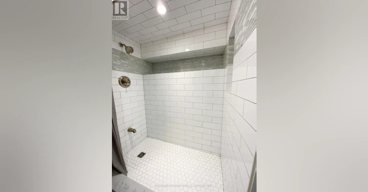 LOWER LEVEL-2028 Marine Drive, Oakville, ON, L6L 1B4 - 23