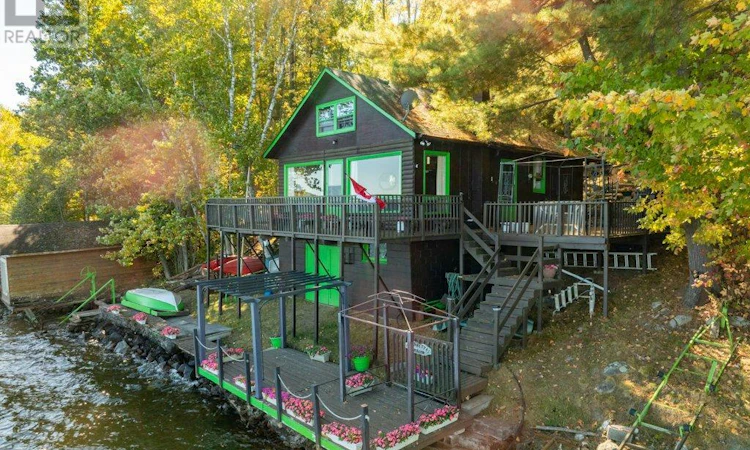 103 Mazinaw Road NORTH