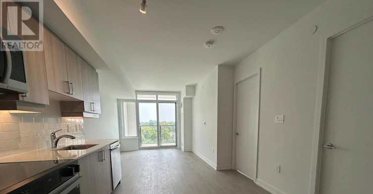 712-556 Marlee Avenue, Toronto, ON, M6B 0B1 - 3