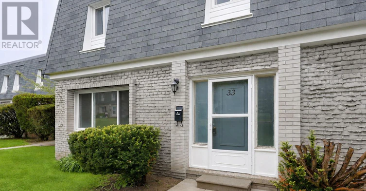 33-1350 Winding Trail, Mississauga, ON, L4Y 2T8 - 2