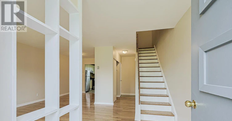 40-1350 Winding Trail, Mississauga, ON, L4Y 2T8 - 2