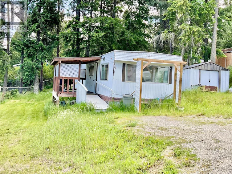 11-1675 33 Highway, Rock Creek, BC, V0H 1Y0 - 3