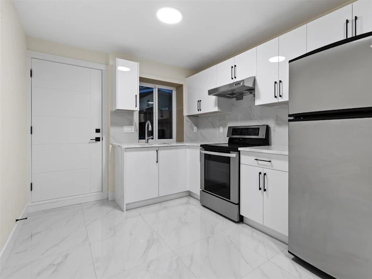 5808 137b Street, Surrey, BC, V3X 2R7 - 18