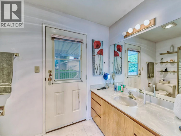 8206 Gravenstein Drive, Osoyoos, BC, V0H 1V0 - 12