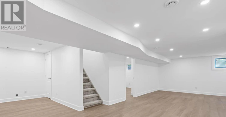 32 Braemar Crescent, London, ON, N6H 2X1 - 34