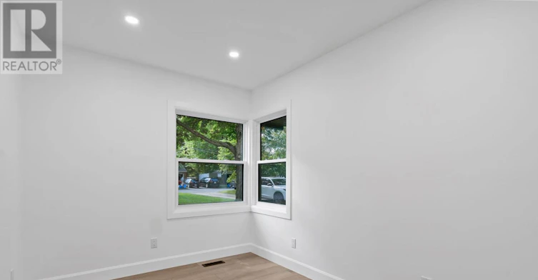 32 Braemar Crescent, London, ON, N6H 2X1 - 27
