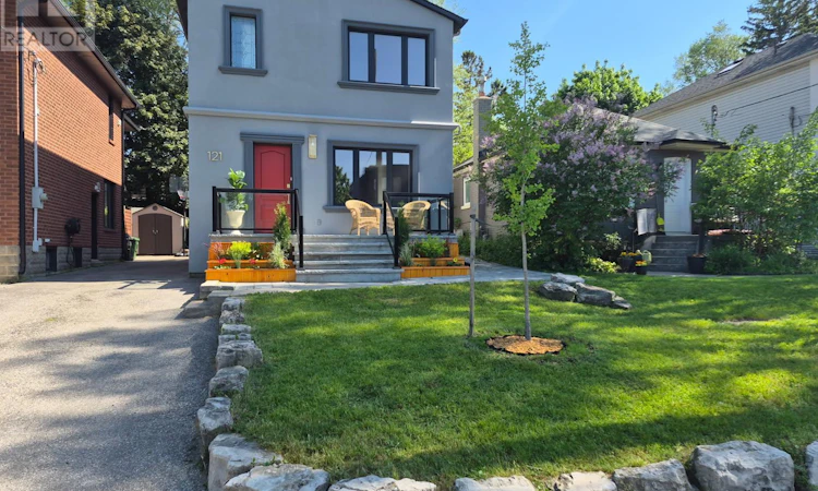 121 Virginia Avenue