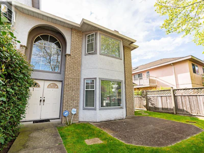 1-7911 Moffatt Road - 3