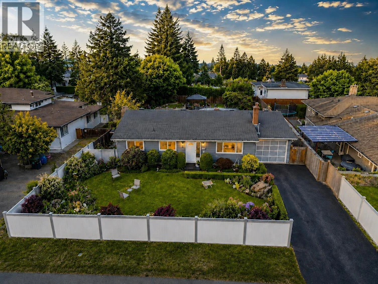 1350 Berkley Road, North Vancouver, BC, V7H 1Y7
