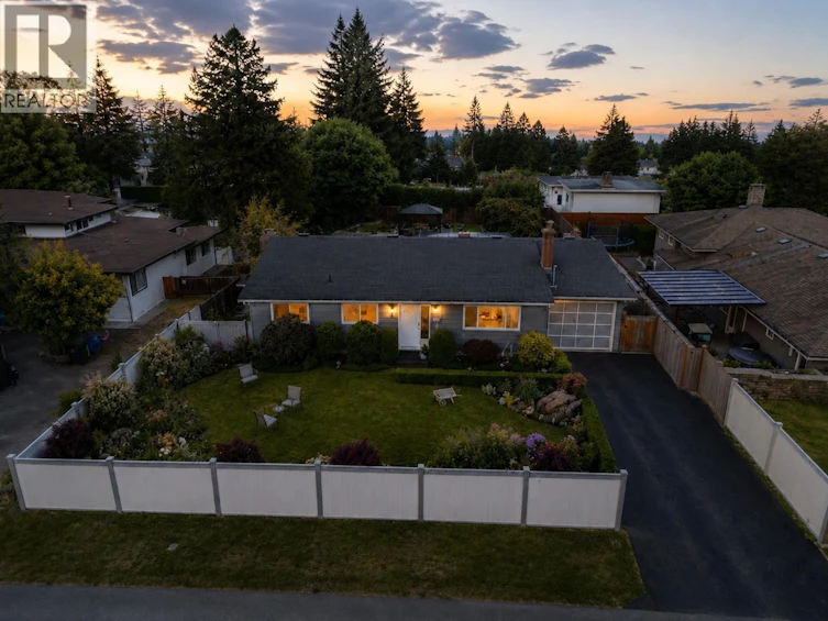 1350 Berkley Road, North Vancouver, BC, V7H 1Y7 - 3