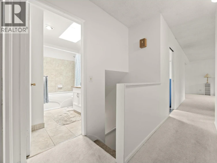 1350 Berkley Road, North Vancouver, BC, V7H 1Y7 - 31