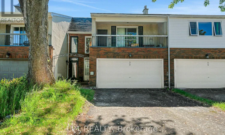 33 Estelle Crescent