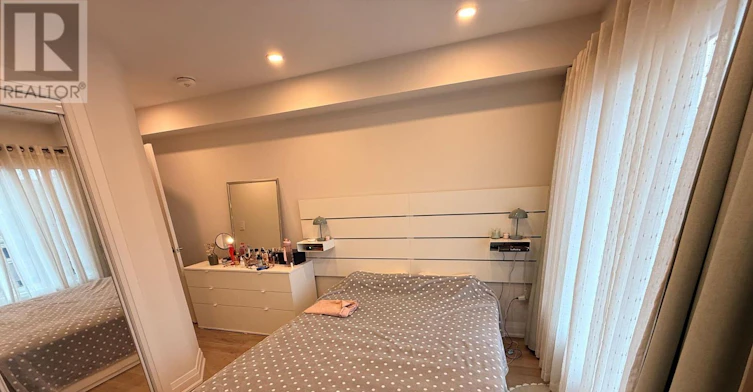 14 Wild Rose Gardens W, Toronto, ON, M6L 0A5 - 7