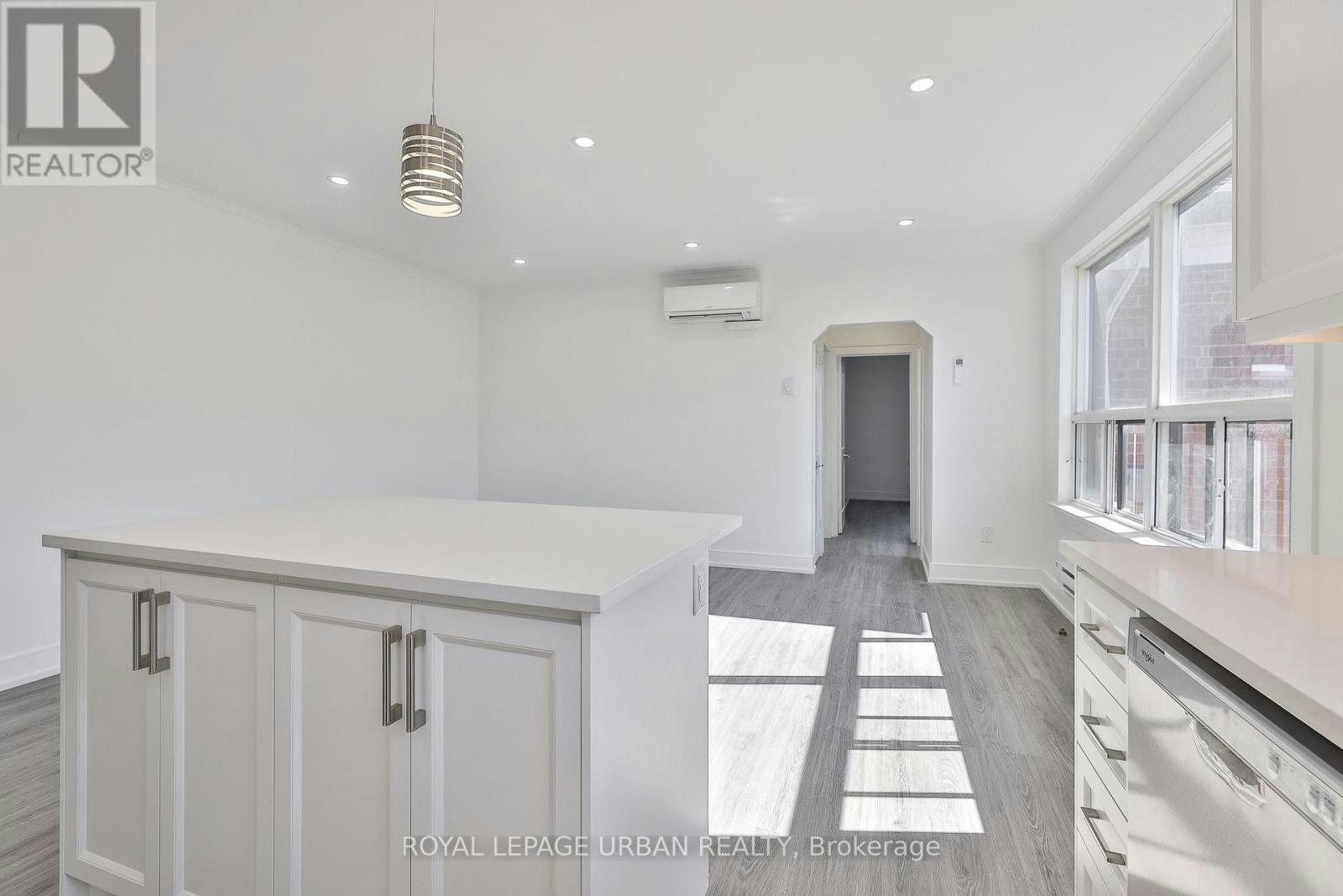 5-2841 Keele Street, Toronto, ON, M3M 2G7 - 3