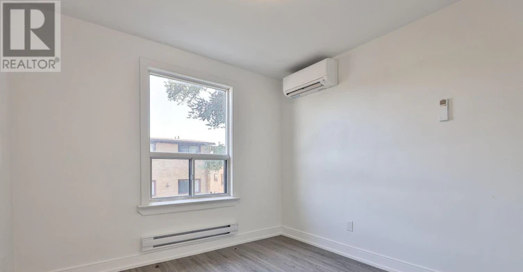 5-2841 Keele Street, Toronto, ON, M3M 2G7 - 4