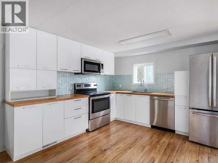 71-1929 S 97 Highway, Kelowna, BC, V1Z 2Z1 - 2