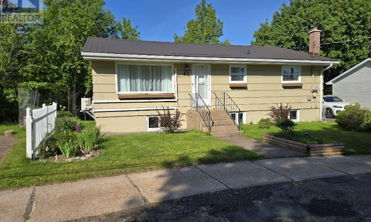 42 Mclean Street