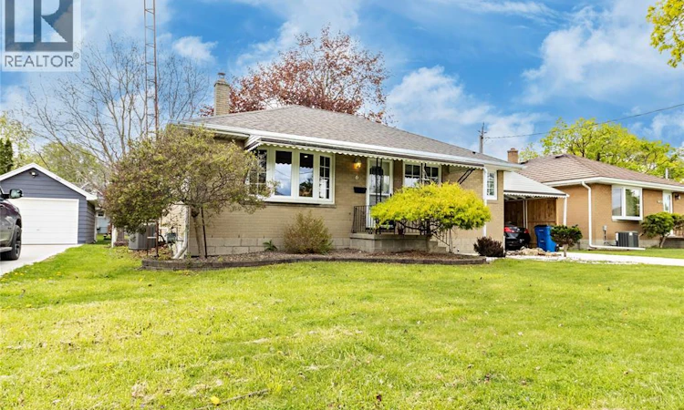 6 Biddell Avenue