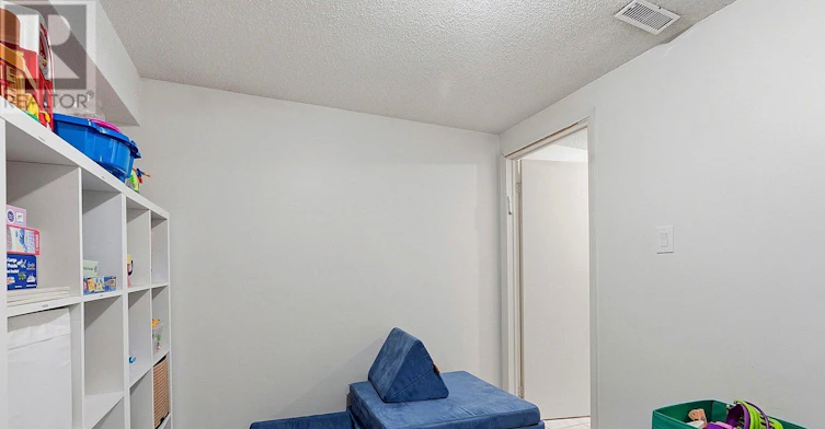 73 Jessica Gardens, Vaughan, ON, L4J 3G1 - 45