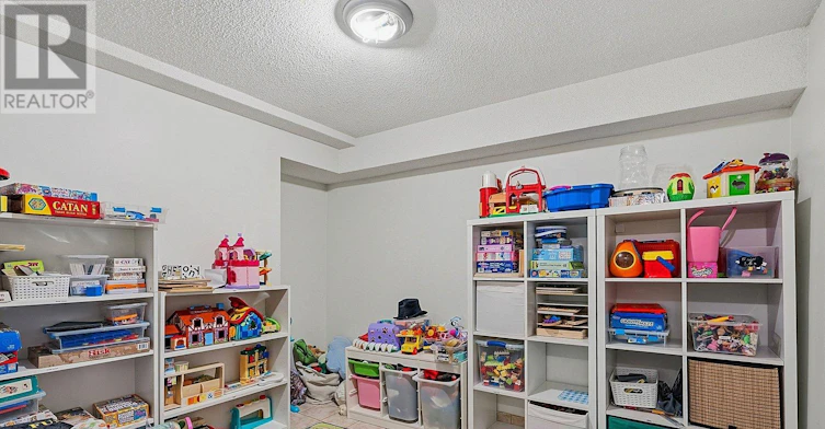 73 Jessica Gardens, Vaughan, ON, L4J 3G1 - 44