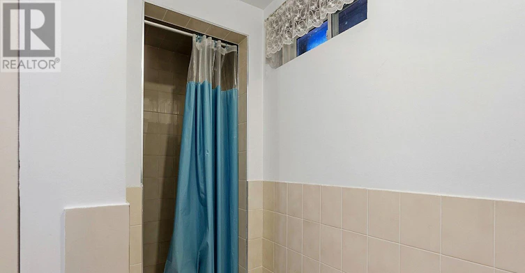 73 Jessica Gardens, Vaughan, ON, L4J 3G1 - 43