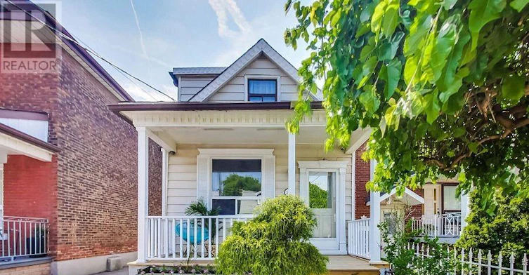 316 Silverthorn (Main And Second Floor Avenue, Toronto, ON, M6N 3K6 - 2