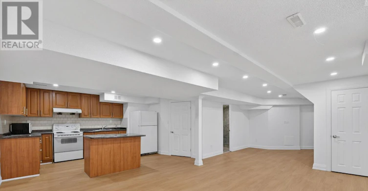 5058 Oscar Peterson Boulevard, Mississauga, ON, L5M 7W3 - 2
