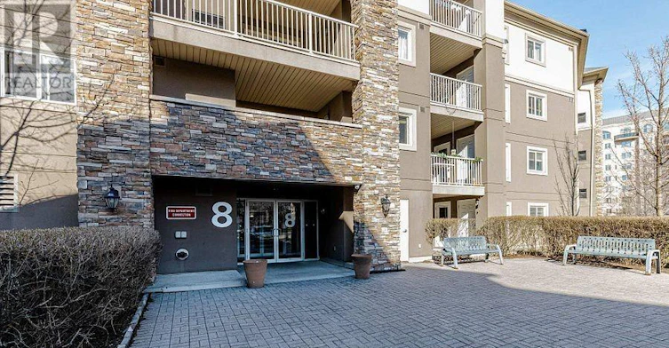 1209-8 Dayspring Circle, Brampton, ON, L6P 2Z7