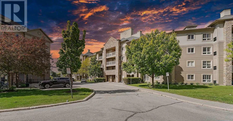 1209-8 Dayspring Circle, Brampton, ON, L6P 2Z7 - 2